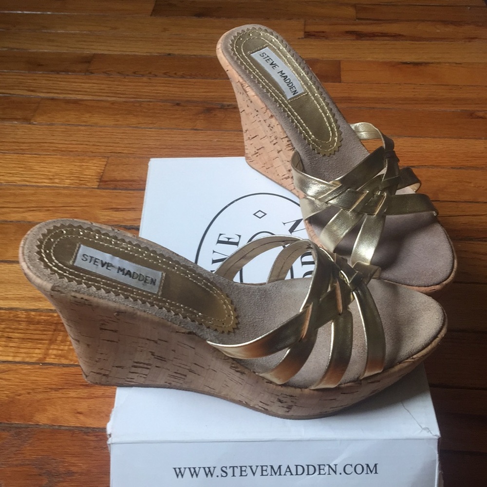 Steve Madden Wedge Sandal